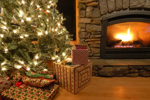 Η Χριστουγεννιάτικη θαλπωρή περνάει από τα Praktiker