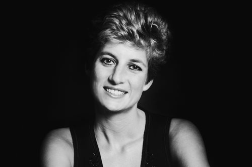 Η πριγκίπισσα Νταϊάνα γίνεται άγαλμα. Οι Ουίλιαμ και Χάρι αποκάλυψαν που θα τοποθετηθεί 