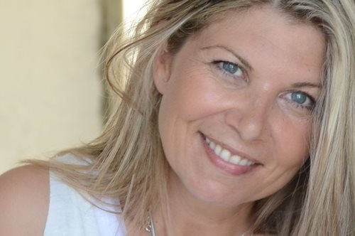 Η life coach Μάρεα Λαουτάρη δίνει τον ορισμό της ευτυχίας και 5 συμβουλές επίτευξης των στόχων 