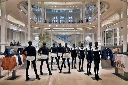 Τα Zara που είχες βάλει στο μάτι καιρό ήρθε η ώρα να τα αγοράσεις με τις χειμωνιάτικες εκπτώσεις