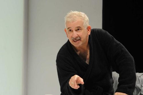 «Είστε αγενής».Ο εκνευρισμός του Πέτρου Φιλιππίδη με οπερατέρ κατά την διάρκεια ζωντανής συνέντευξης