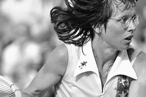 Η γυναίκα που νίκησε τον αντρικό σοβινισμό και επιβλήθηκε στα γήπεδα του τένις τη δεκαετία του '70 