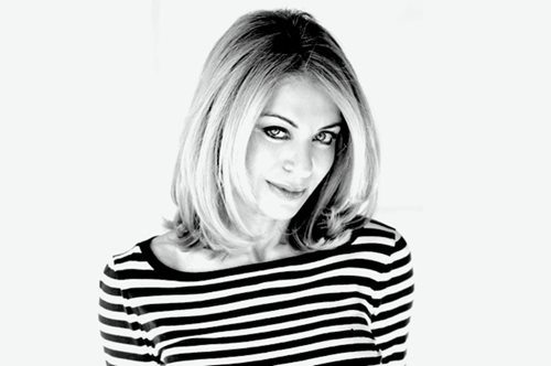 Η πρωθυπουργική σύζυγος στο πάλκο