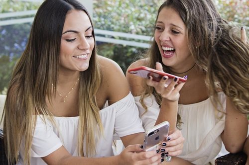 Η συντηρητική γενιά Ζ και οι 3 βασικές διαφορές τους από τους Millennials