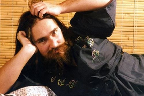 Η επιστολή παραίτησης του Τζίμη Πανούση από την Εθνική Τράπεζα όπου εργαζόταν τη δεκαετία του '80