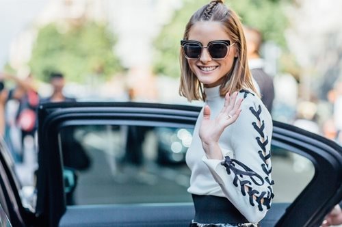 Τα σούπερ χτενίσματα του ενός λεπτού για τα πρωινά που βιάζεσαι να φύγεις από το σπίτι 