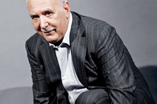 Περήφανος μπαμπάς ο Γιώργος Παπαδάκης. Η τρυφερή φωτογραφία με τον γιο του