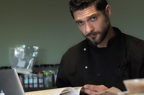 Η συγκινητική ιστορία πίσω από το δακτυλίδι που φοράει πάντα ο Πάνος Ιωαννίδης στον αντίχειρα