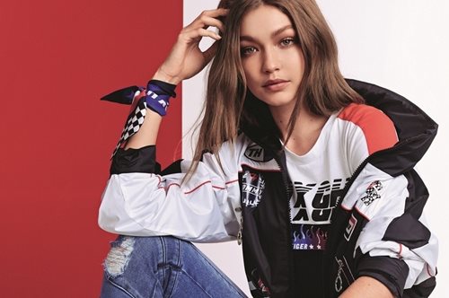 Απίθανα τζιν, σέξι active wear. Eίδαμε την πιο άνετη συλλογή ρούχων για την άνοιξη του 2018