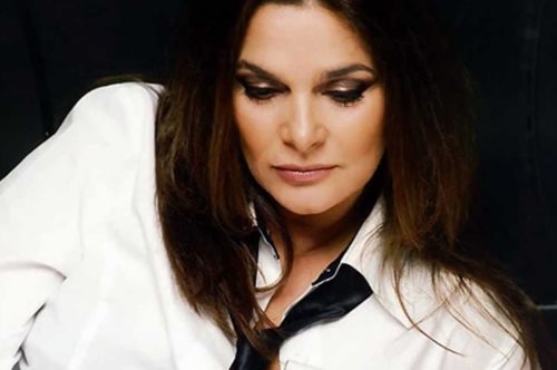 Η σπάνια εμφάνιση της Κατερίνας Κούκα με τον γιο που απέκτησε σε ηλικία μόλις 16 ετών