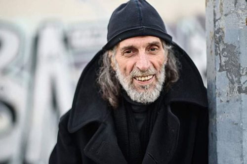 Πέθανε ο «μινιμαλιστής» σχεδιαστής Δημήτρης Παρθένης