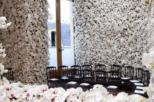 O οίκος Dior παρουσιάζει τη νέα του συλλογή με κλειστές τις πόρτες στο κοινό