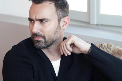 «Με πλήγωσαν»: Το μεγάλο παράπονο του Γιώργου Καπουτζίδη για την παρέα του Πάρα Πέντε