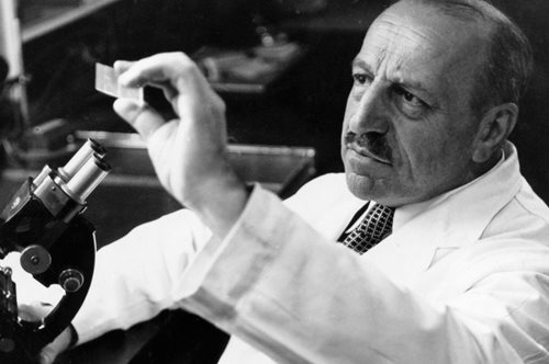 Γεώργιος Παπανικολάου: Η ιστορία του Έλληνα γιατρού που έσωσε τις ζωές εκατομμυρίων γυναικών σε όλο τον κόσμο