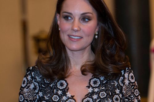 Ε όχι, δεν ντύθηκε ωραία η Κέιτ στο επίσημο κάλεσμα στο παλάτι των γυναικών της μόδας 