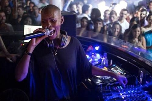 Η SKIN και το εκρηκτικό ταμπεραμέντο της για πρώτη φορά στην Αθήνα για τα πάρτι HER 