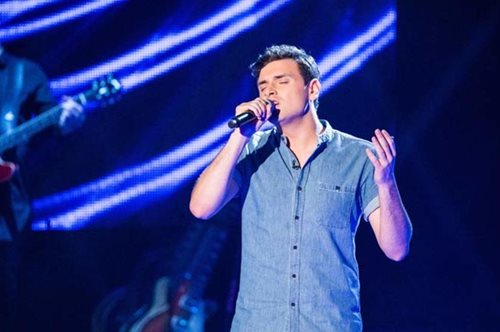 Γνωρίστε τον Έλληνα που μάγεψε τους κριτές στο βρετανικό The Voice