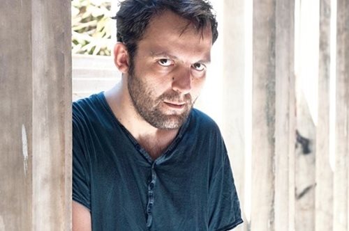 Η αισιόδοξη και φωτεινή ανάρτηση του Αύγουστου Κορτώ για την μάχη του με την κατάθλιψη