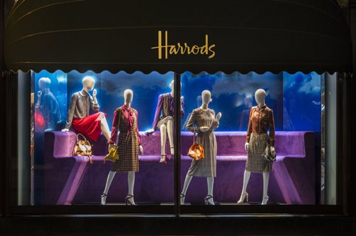 Υπάρχει περίπτωση να φας πόρτα στα Harrods. Το λονδρέζικο πολυκατάστημα έχει τα μυστικά του 