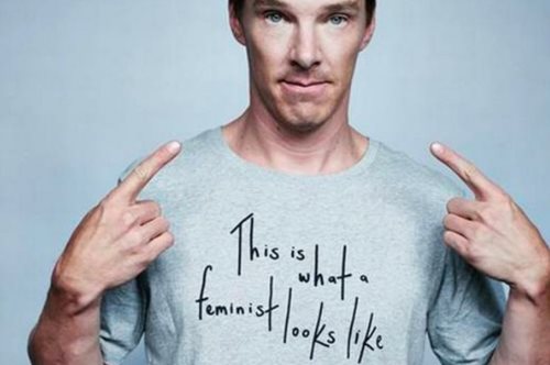 «Υπάρχουν άνδρες που δεν συγκρατούν τα δάκρυά τους»: Το γράμμα ενός άντρα-φεμινιστή