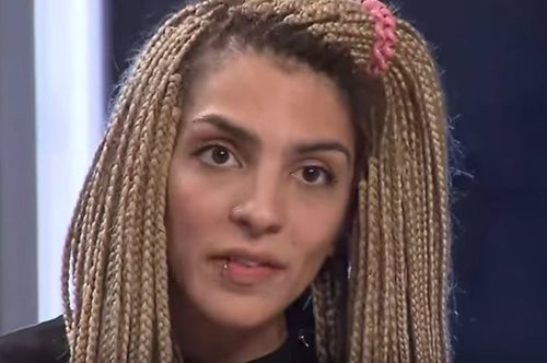 Ισχύει; Ηχογράφησαν και μόνταραν θετική κριτική στο πιάτο της πιο αμφιλεγόμενης παίκτριας;