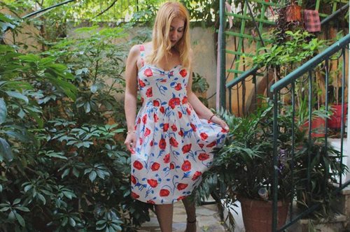 Αυτό είναι το ελληνικό brand ρούχων που λατρεύουν οι γυναίκες στα τηλεοπτικά πλατό