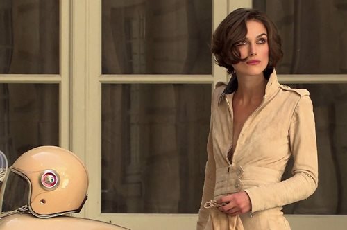 Το πιο αναγνωρίσιμο άρωμα της αγοράς επιστρέφει δυναμικά ανανεωμένο