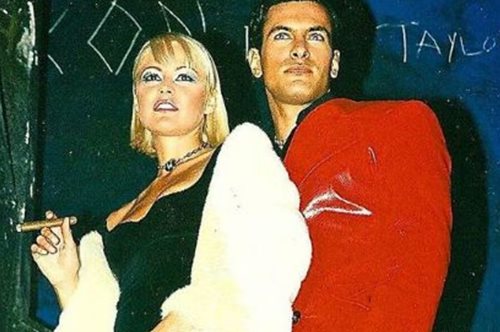 Ο Βασίλειος Κωστέτσος θυμάται τις χρυσές εποχές των 90s με όλα τα τοπ μόντελ στην πασαρέλα του  