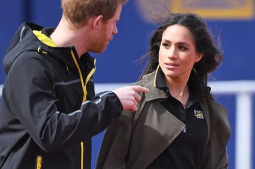 Η Μέγκαν Μαρκλ φόρεσε το τζιν που θα μας κάνει να βγάλουμε από πάνω μας όλα τα υπόλοιπα