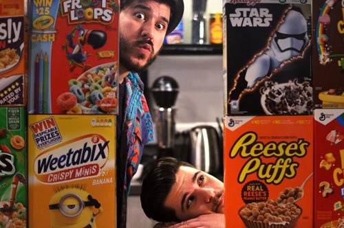 Δύο αδέρφια που λάτρευαν τα μπισκότα έφτιαξαν το πιο λαχταριστό μπισκοτάδικο του κέντρου