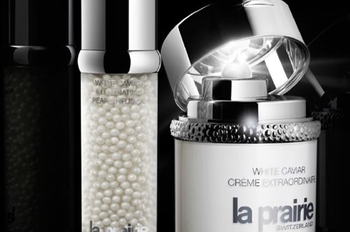 Σαν προβολέας. Ένα νέο συστατικό ομορφιάς φωτίζει το πρόσωπο από μέσα προς τα έξω