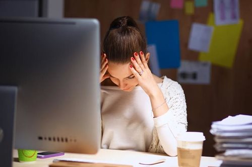 23 σημάδια που δείχνουν ότι έχουμε πάθει εργασιακό burnout