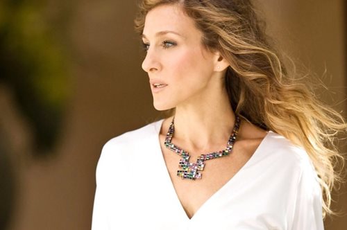 To καινούργιο παντελόνι από τα Zara που θα λάτρευε η Carrie Bradshaw 