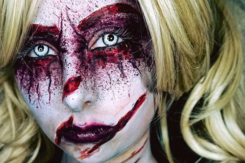 Η ματωμένη Barbie και άλλες 14 creepy μεταμορφώσεις που θα σου κόψουν την ανάσα