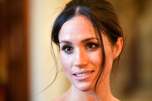 Η «σωστή» τσάντα που κράτησε η Μέγκαν Μαρκλ και η αδυναμία της σε κάποιες συγκεκριμένες γόβες 