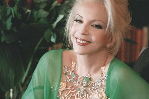 Νόνικα Τσαπέλα: Η εγγονή της Νόνικας Γαληνέα είναι μία μελαχρινή καλλονή 