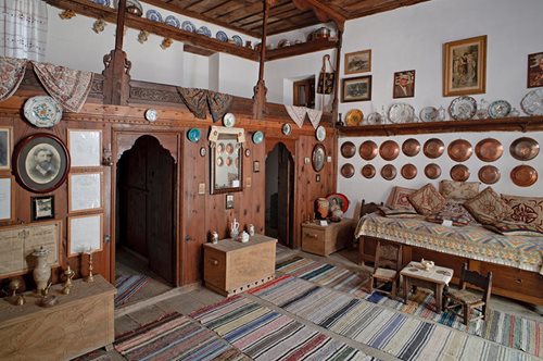 Δεν έχεις πάει ακόμα στη Σκύρο; Δε μιλάς σοβαρά