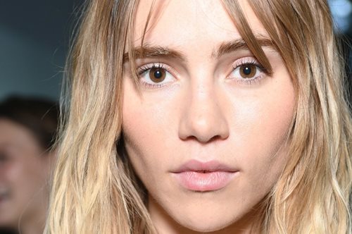 Οι καθημερινές συνήθειες που δε μπορούμε να αποφύγουμε και ενισχύουν την εμφάνιση των ρυτίδων 