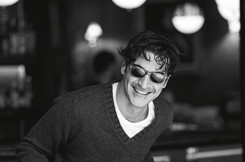 Το νέο επιχειρηματικό βήμα του Χριστόφορου Παπακαλιάτη δεν έχει καμία σχέση με το σινεμά