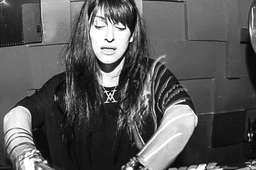 Τέσσερις γυναίκες αποθεώνουν από κοινού την τέκνο για πρώτη φορά στο Μέγαρο Μουσικής Αθηνών