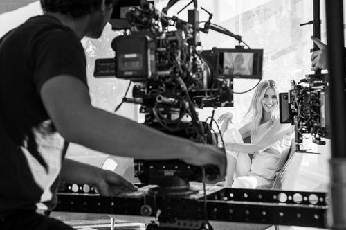 Μια αντισυμβατική καμπάνια εσωρούχων με την Gisele Bundchen και την Chiara Ferragni 