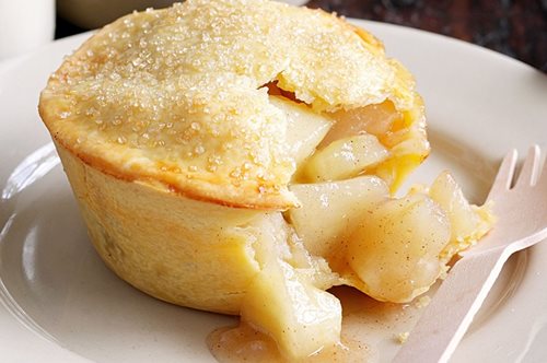 3 συνταγές ελαφριών γλυκών χωρίς καθόλου ζάχαρη, ούτε καν μέλι 