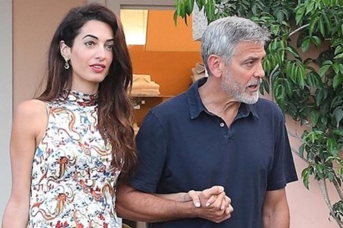 Μυστήριο: Κανείς δεν μπορεί να βρει το σχεδιαστή αυτού του φορέματος της Αμάλ Κλούνεϊ