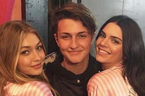 Η αντίδραση της Τζίτζι Χαντίντ στο φιλί της Κένταλ Τζένερ με τον 18χρονο αδερφό της, Άνγουαρ