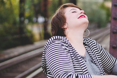 10+1 ενδείξεις ότι κάποιος κάνει πολύ σεξ