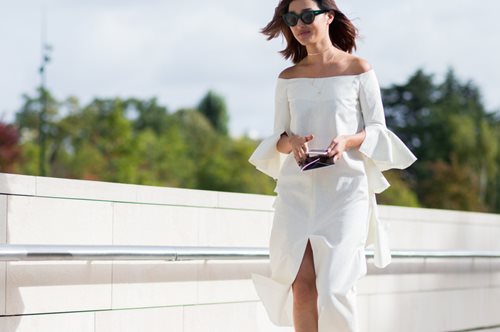 Mία fashion blogger σου εξηγεί τον λόγο που αυτό είναι το πιο σέξι ρούχο του φετινού καλοκαιριού