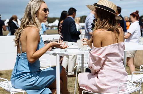 Αυτό είναι το #No1 viral τρεντ σε αξεσουάρ που μάλλον δε θα υιοθετήσεις  