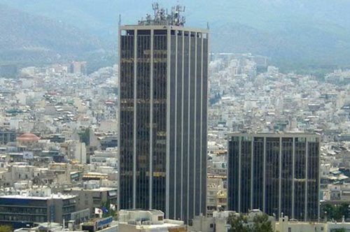 Το πιο θρυλικό κτίριο της πόλης: Πριν από 50 χρόνια η Αθήνα αποκτά τον πρώτο της ουρανοξύστη