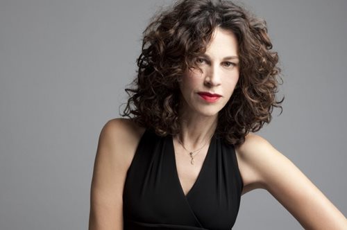 Είδαμε για πρώτη φορά τον 22χρονο γιο της Ελευθερίας Αρβανιτάκη, Λεωνίδα