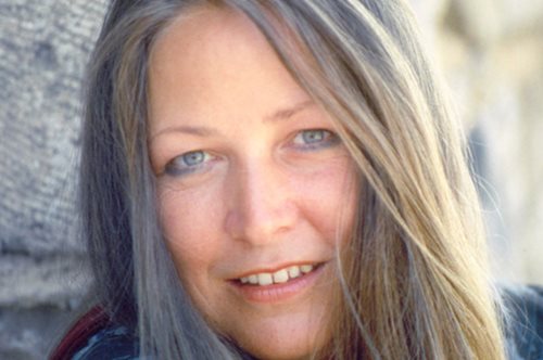 «Όλο το χωριό κουβέντιαζε για μένα».Η Μαρίζα Κωχ μιλάει για τον πρώτο έρωτα της ζωής της